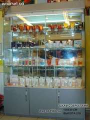 Продаю в Запорожье  стеклянные шкафы  для магазина  2 с зеркалами
